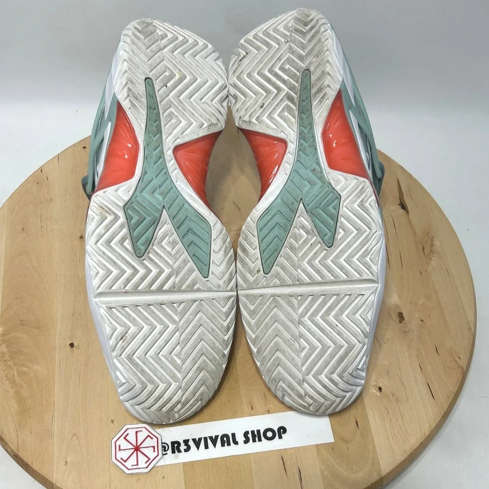 Diadora pre owned